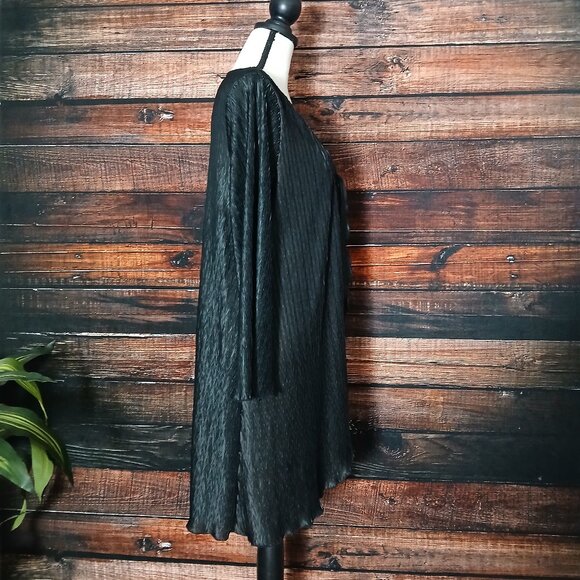 LA II Vintage Negligee Robe Small Black Gothic Flare Sleeve Tie Front USA Made - Picture 7 of 10
